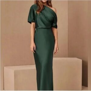 BDLDN- Amsale - Chic One-Shoulder Dress in Deep Green Satin
